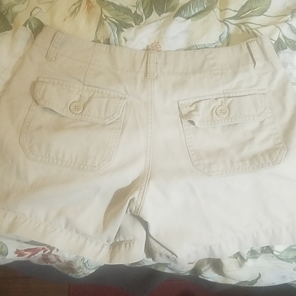 Shorts - Picture 2 of 2